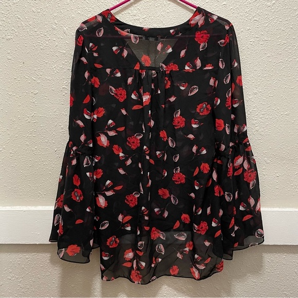 Kensie Floating Petals Top Size Large - Picture 7 of 8
